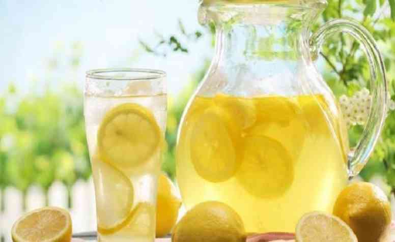 10 فوائد لشرب الماء مع عصير الليمون