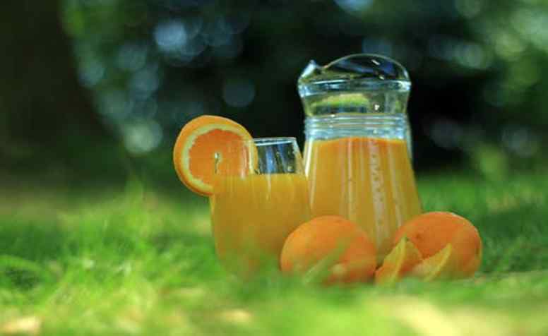 ماذا يحدث لجسمك عندما تشرب عصير البرتقال؟