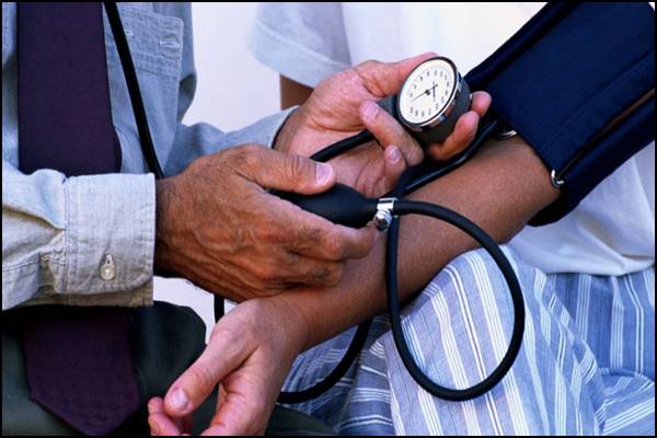 ما هو علاج ضغط المنخفض؟ 4 ما هو علاج ضغط المنخفض؟