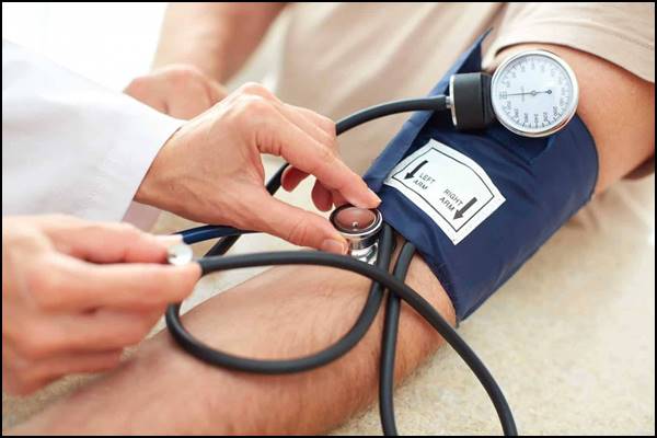 ما هو علاج ضغط المنخفض؟ 2 ما هو علاج ضغط المنخفض؟