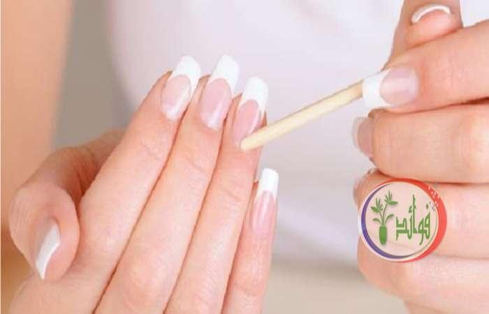كيفية الحفاظ على الأظافر والجلد في المنزل
