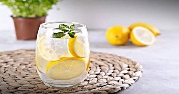 فوائد الماء والليمون للصحة والبشرة
